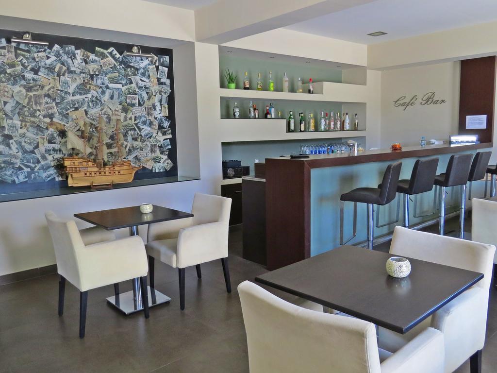 Maritime Hotel Apartments Petaloudes Exteriér fotografie