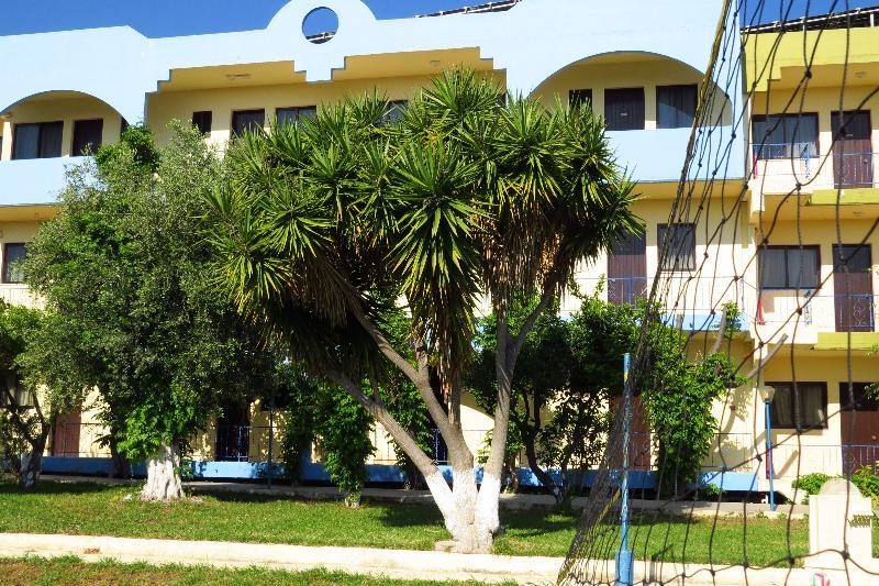 Maritime Hotel Apartments Petaloudes Exteriér fotografie