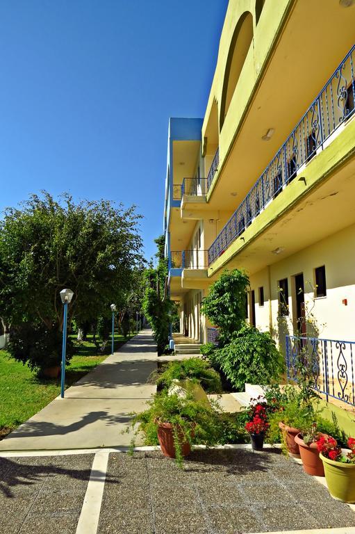 Maritime Hotel Apartments Petaloudes Exteriér fotografie
