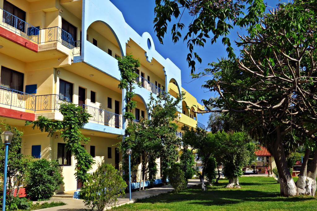 Maritime Hotel Apartments Petaloudes Exteriér fotografie